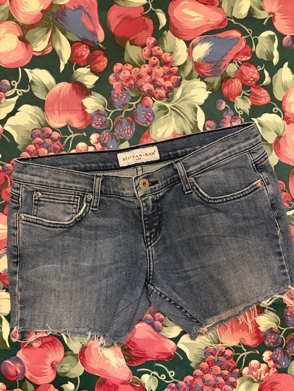Bui-Yah-Kah Y2K Blue Denim Jean Shorts - Women's Frayed Hem